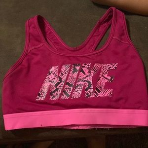 womens xs Nike dri-fit sports bra